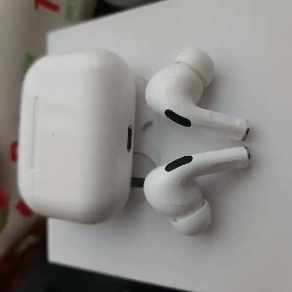 AirPods Pro Cloning