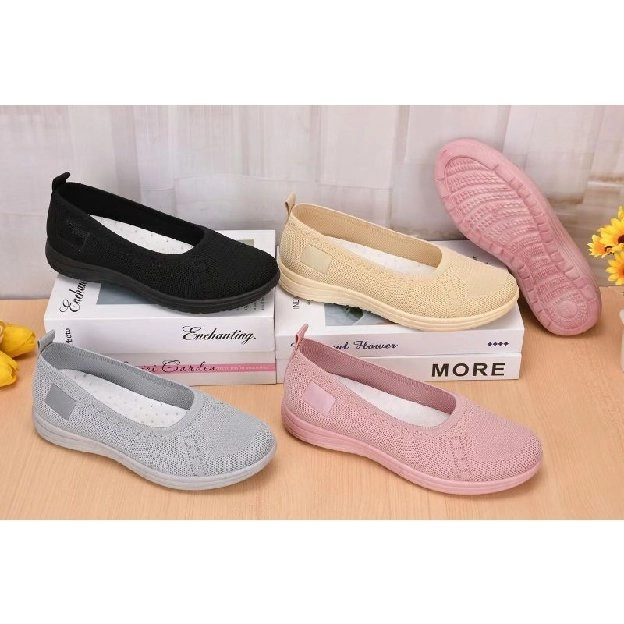 SEPATU SLIP ON IMPORT 