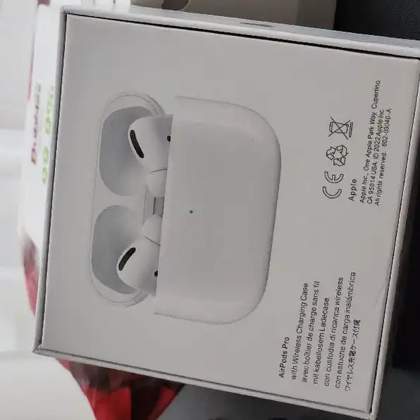 AirPods Pro Cloning