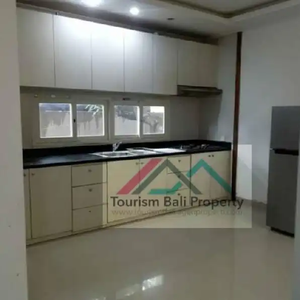 MURAH/ rumah modern minimalis di kawasan Renon Denpasar Bali 