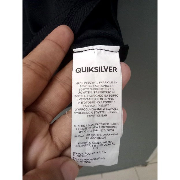 Baju Surving QUIKSILVER ORIGINAL beli dari SINGAPORE