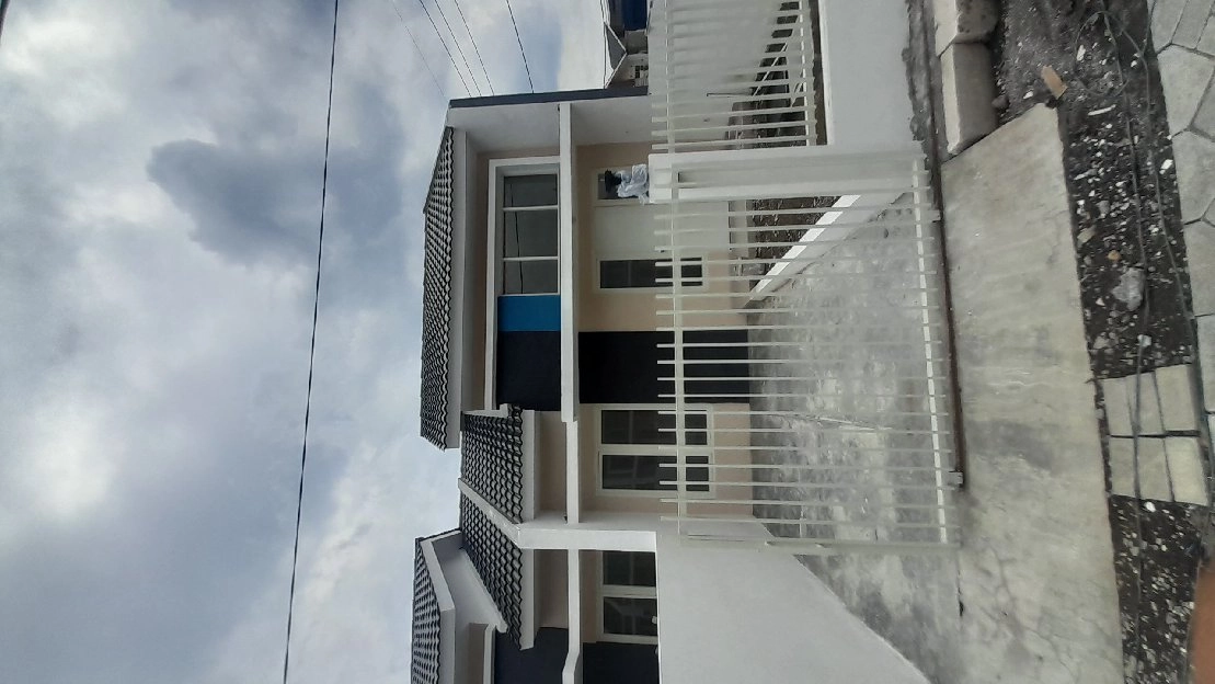 Rumah Ready kpr dp 0 akses dekat Merr