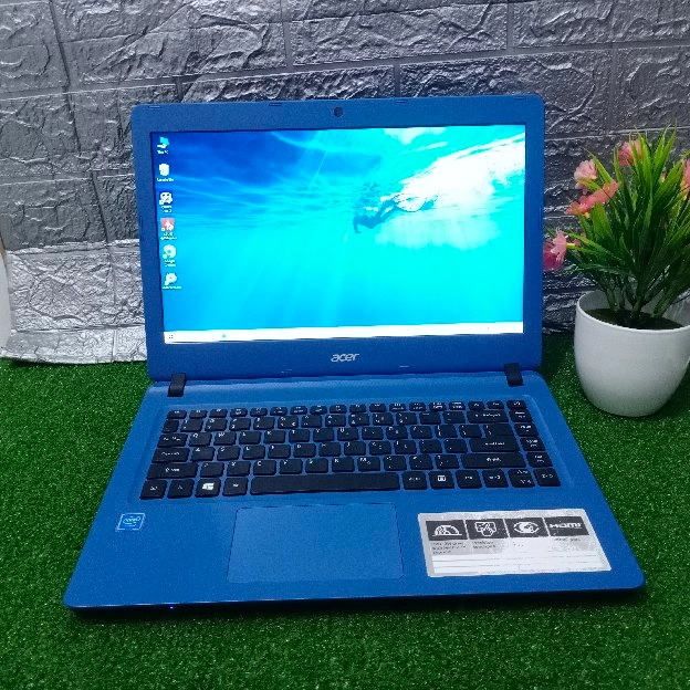 Laptop Acer Aspire E51-432.