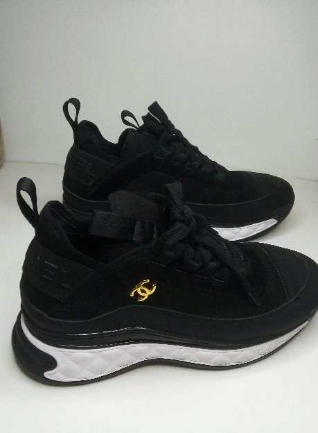 Sneakers CHANEL