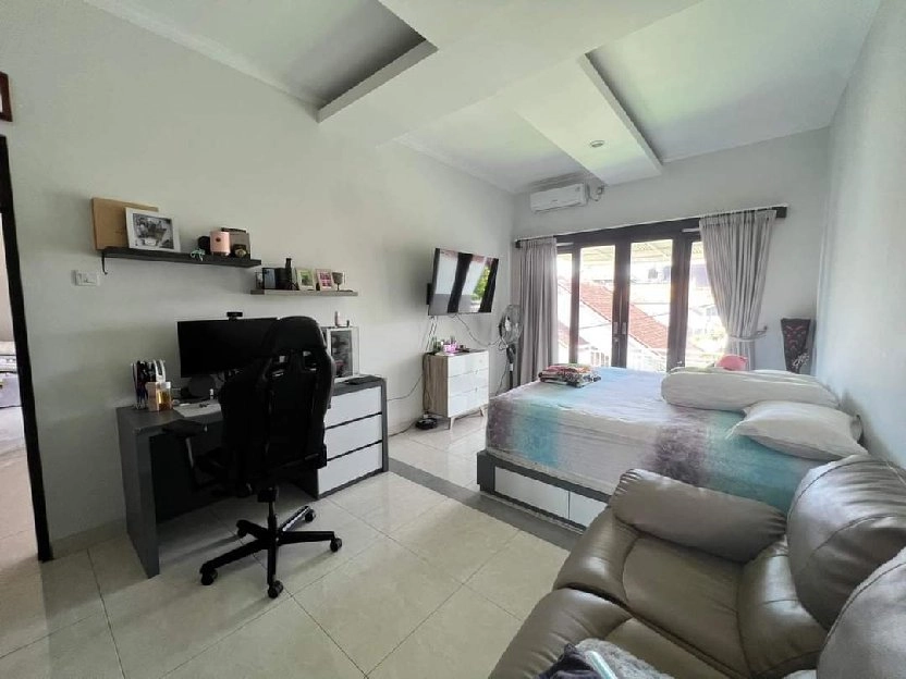 MURAH/ rumah full furnished di waturenggong panjer sidekarya Sanglah Denpasar 