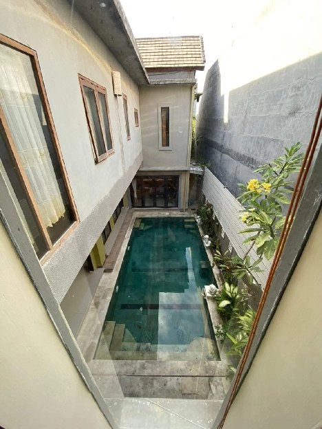 rumah mewah full furnished di kawasan Tukad Badung Renon Denpasar Bali 