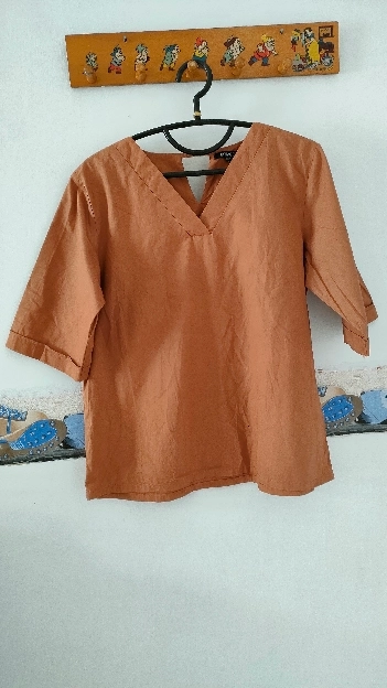 BLOUSE COKLAT