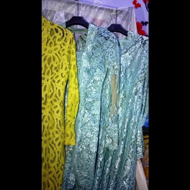 Kebaya Brukat Preloved