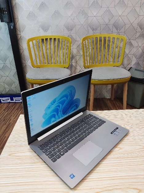 Laptop Lenovo 330 15Inc Mulus