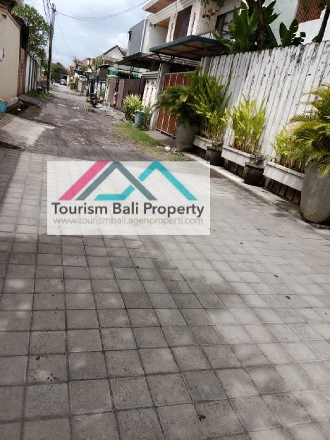 RENON/ tanah luas 150 m2 di jalan tukad Badung panjer Denpasar 