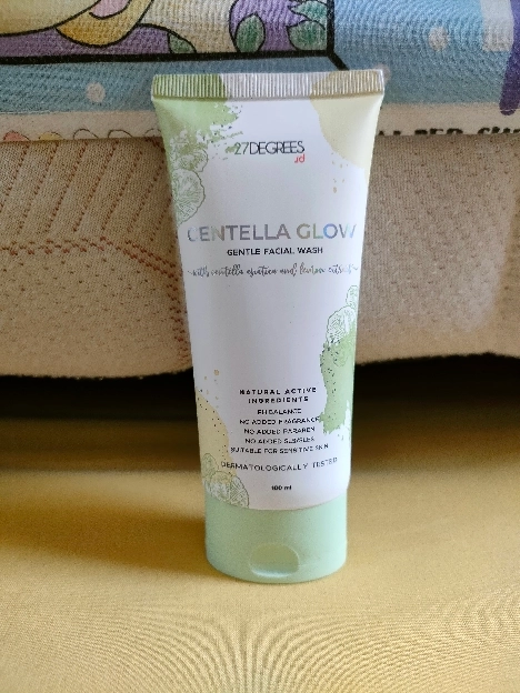 27 DEGREES CENTELLA GLOW GENTLE FACIAL WASH