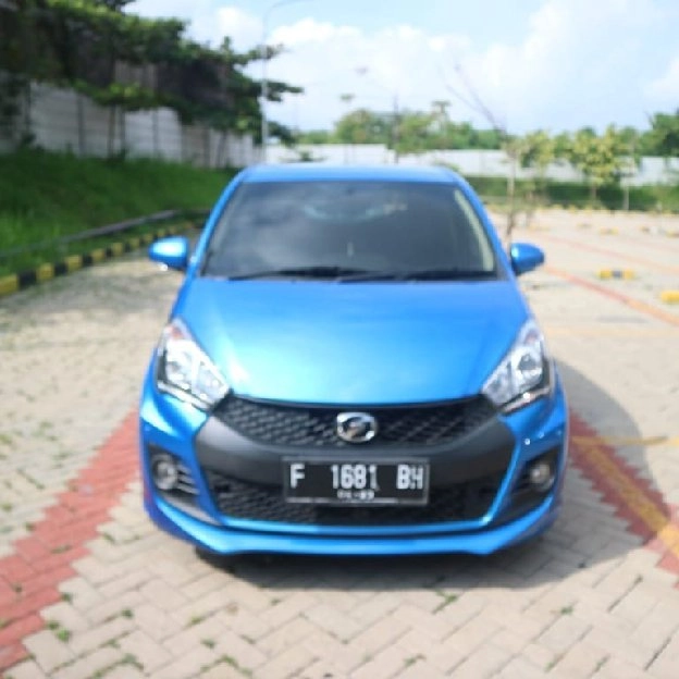 Daihatsu Sirion Automatic Tahun 2015 / Wa. 087777655831