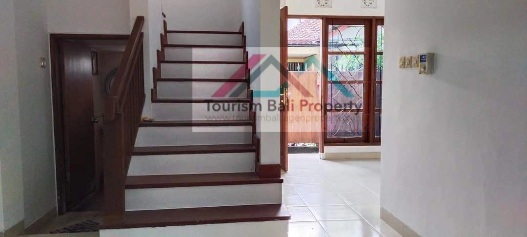 MURAH/ rumah 2 lantai di Tukad Pancoran panjer Renon Denpasar Selatan Bali 