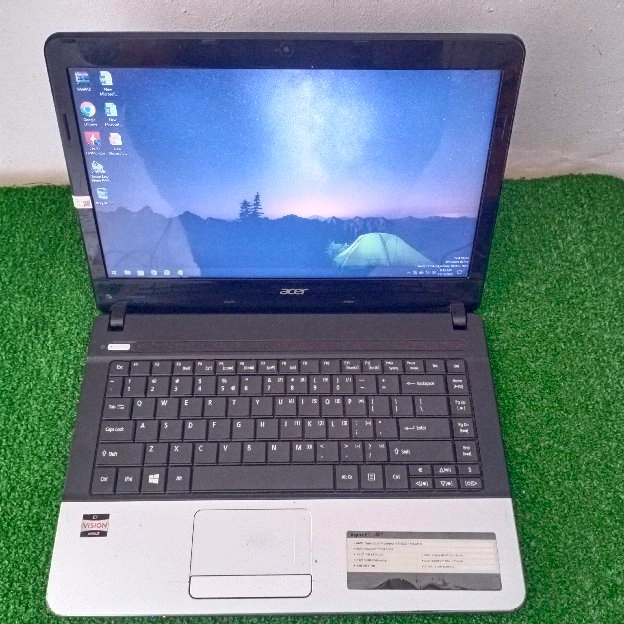 Laptop Acer Aspire E1 -421