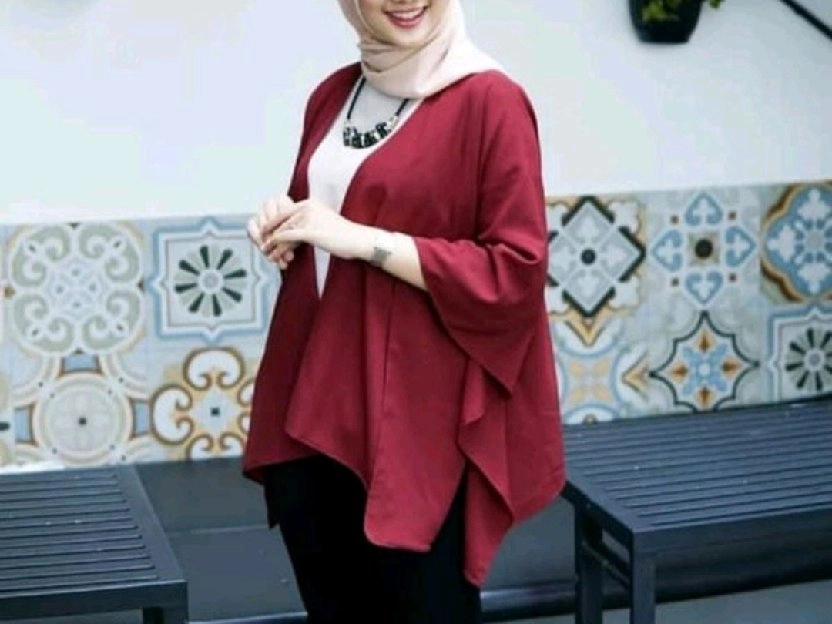 Outer Batwing Maroon
