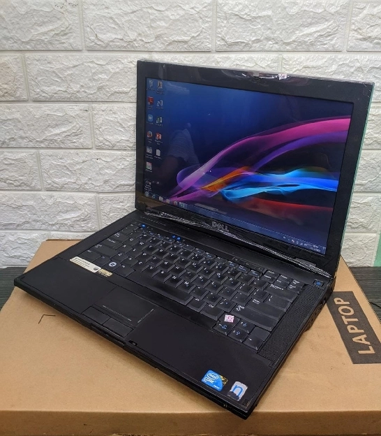 Laptop Dell Latitude 5400 C2D siap pakai siap antar se-jabodetabek 