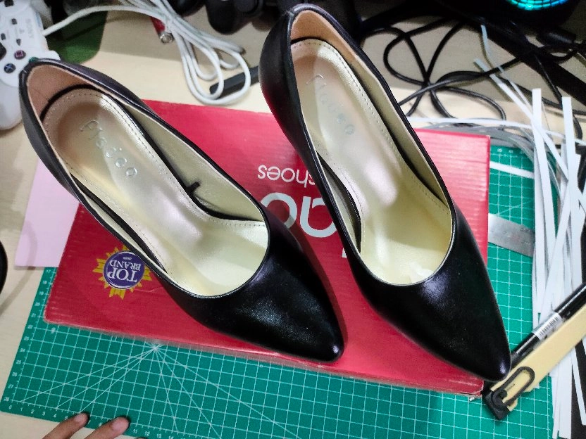 sepatu kerja wanita merk fladeo size 36