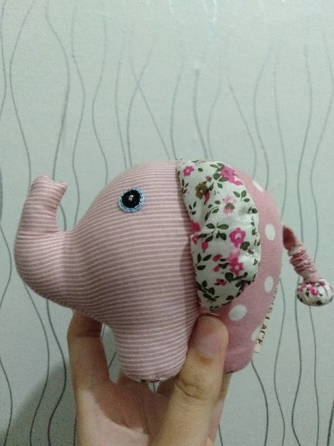 Boneka Gajah Pink