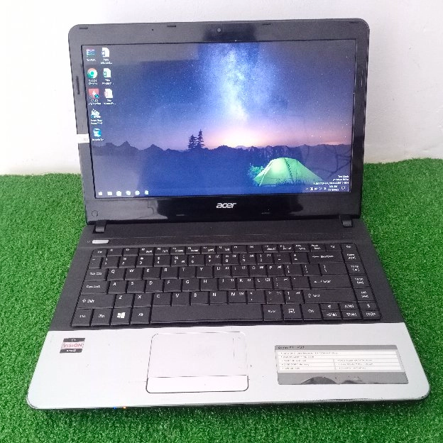 Laptop Acer Aspire E1 -421