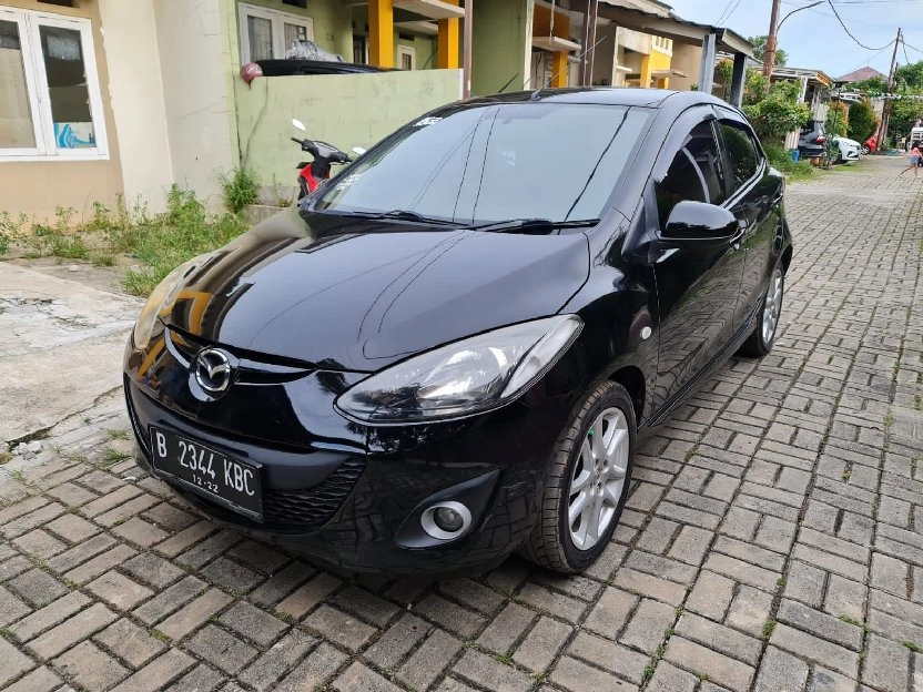 Mazda 2 Hb sport 2011 matic 