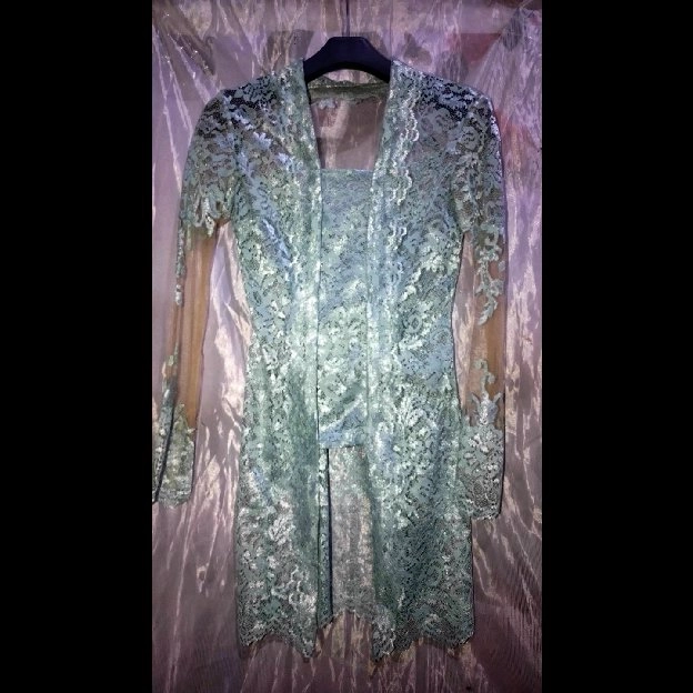 Kebaya Brukat Preloved