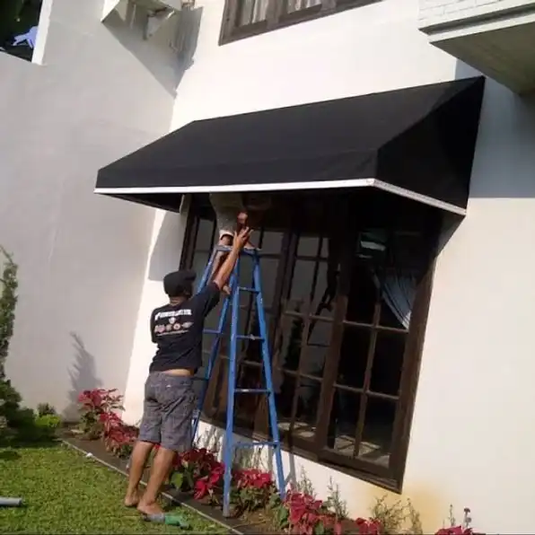 Canopy awning minimalis