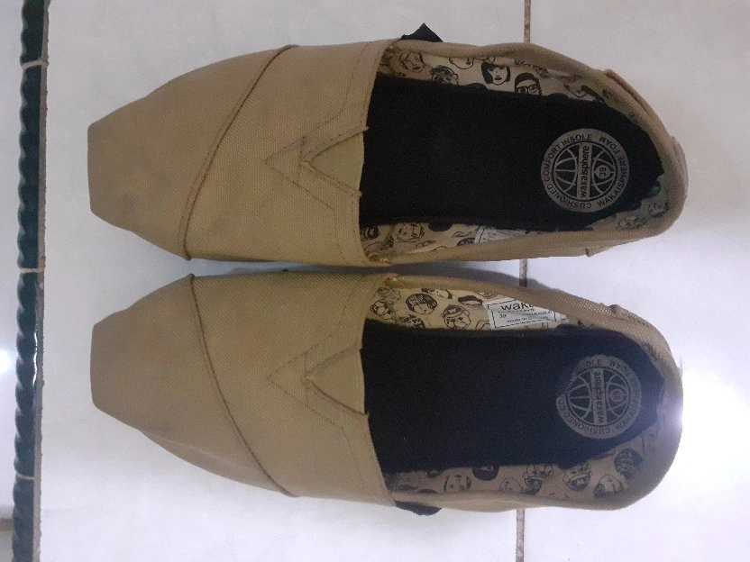 sepatu wakai size 39