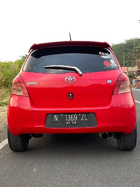 Jual cepat Yaris E manual 2007 Super istimewa mobilnya tinggal pkai no minus... Kaki2 empuk .... Paj