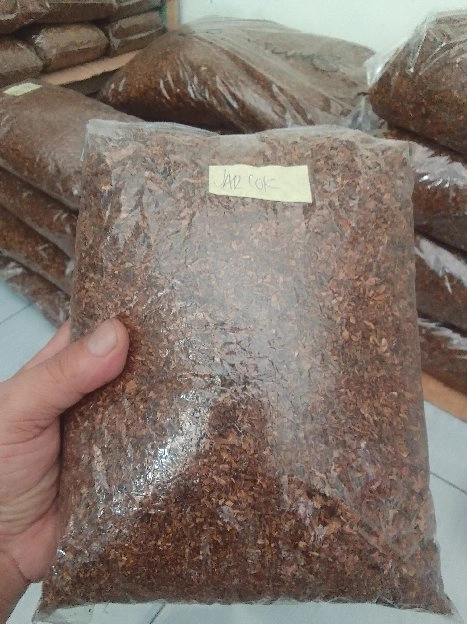 kretek pabrikan 1/2 kg 