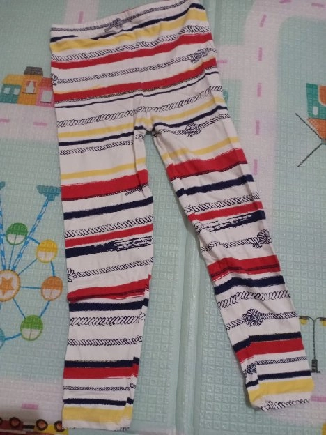 Preloved Legging Anak Putih Motif Garis2