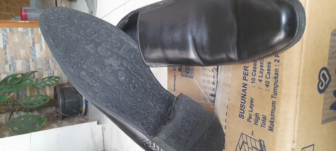 sepatu pantofel pria kulit MERK LOIS ORIGINAL 