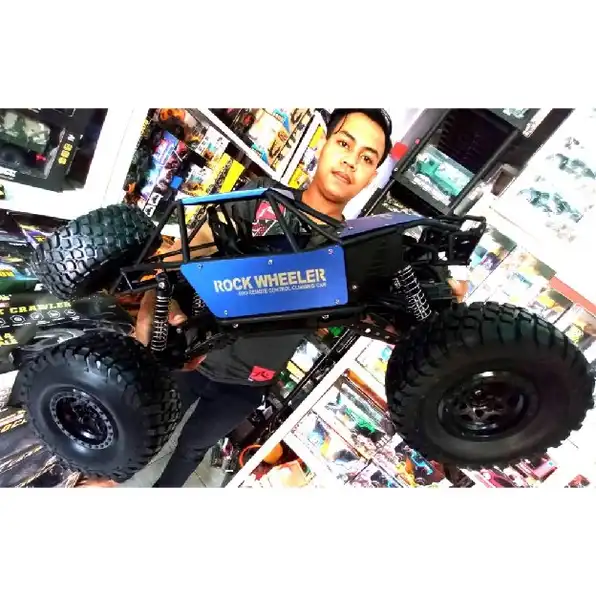 MOBIL REMOT CONTROL l ROCK CRAWLER l RC OFFROAD l SUPER JUMBO SKALA 1:8 