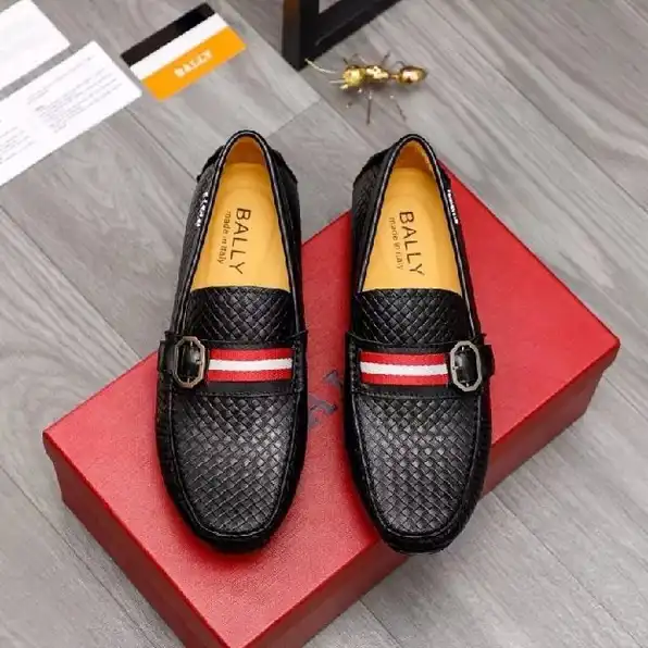 sepatu pria slip on bally loafer cowok hitam men shoes tanpa tali