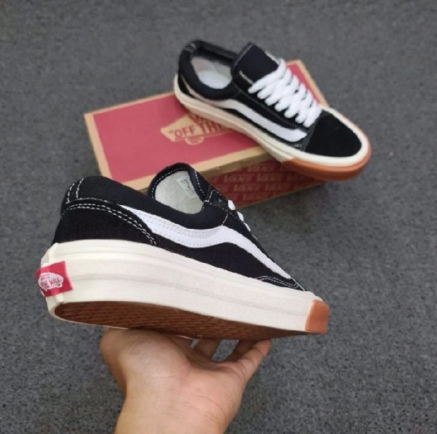 Sepatu Vans old school vault og bumper gum best seller 