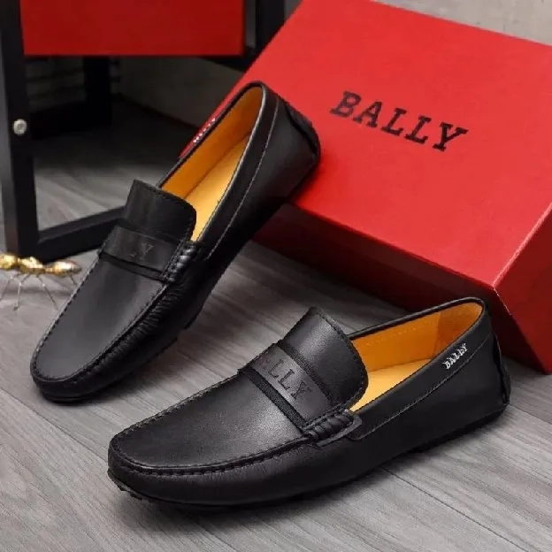 sepatu loafers pria bally