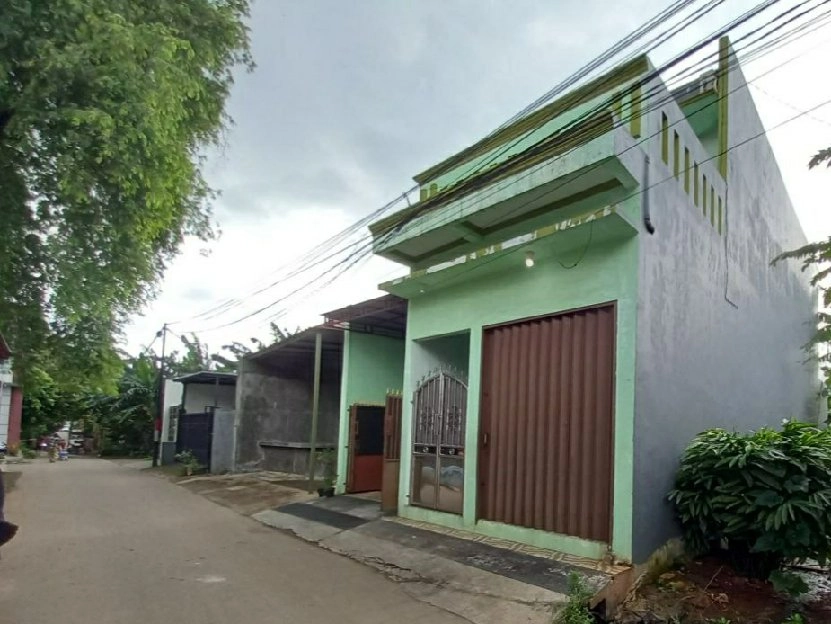 Dijual Rumah Siap Huni + Ruangan Toko di Ratna Jatibening/Jatikramat Pondok Gede Bekasi