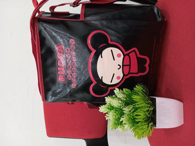 Sling bag anak/remaja Pucca brand/merk/merek Mammotsu