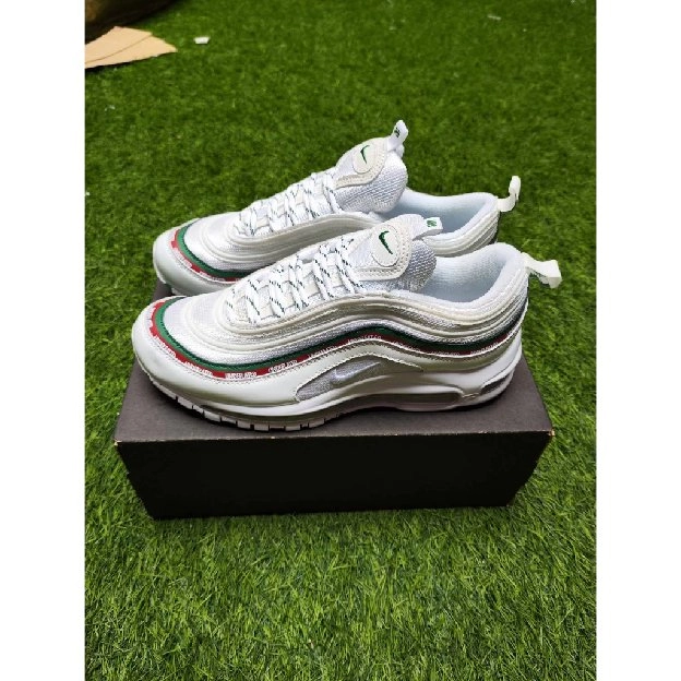 sepatu sneakers nike air max 97 undefeated