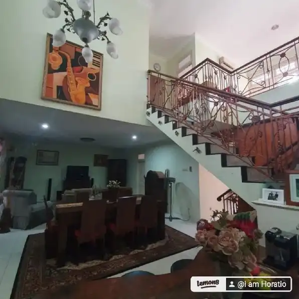 Rumah Asri Terawat 2 Lantai SHM Puri Bintaro Tangerang Selatan