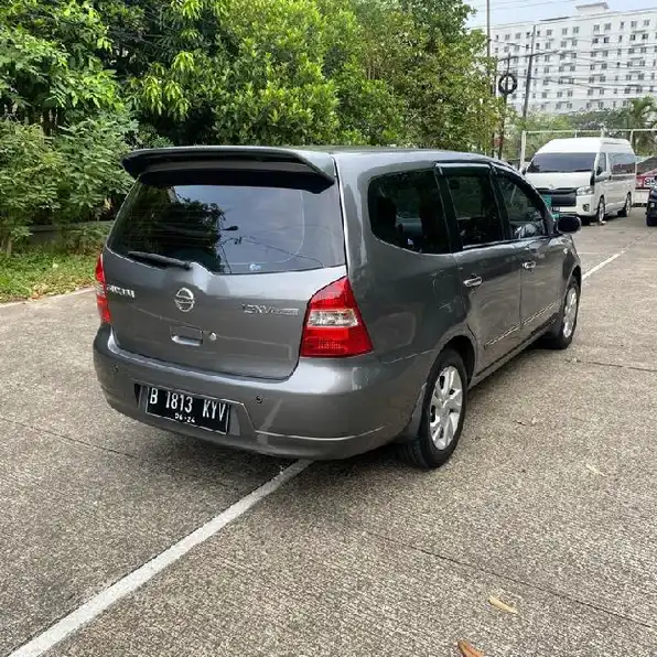 nissan grand livina xv at 2012 tdp 8 juta saja