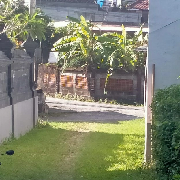 Dijual 6 are, Jl. Raya Kesambi Gg. Permatasari Kerobokan Kuta Utara