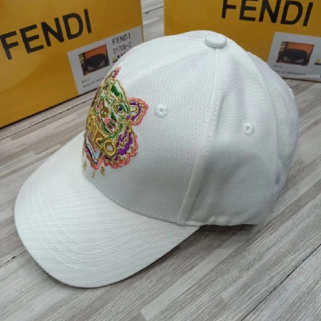 topi Kenzo Tiger Bordir White Topi Baseball