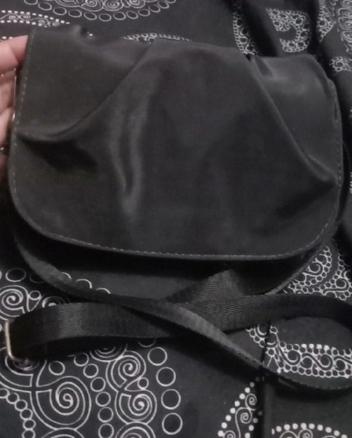 slingbag hitam