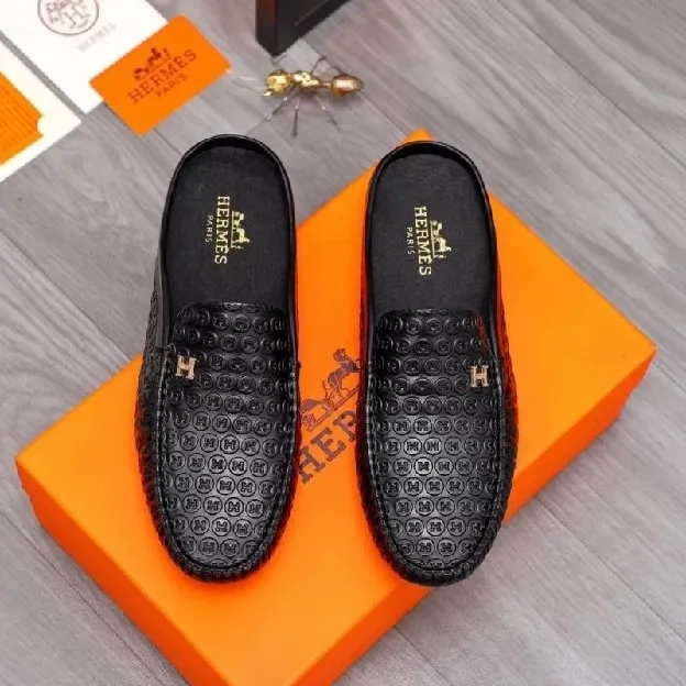 Sepatu sandal selop pria hermes