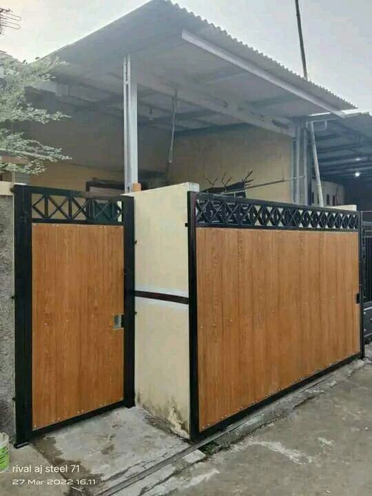 PAGER PINTU KANOPI