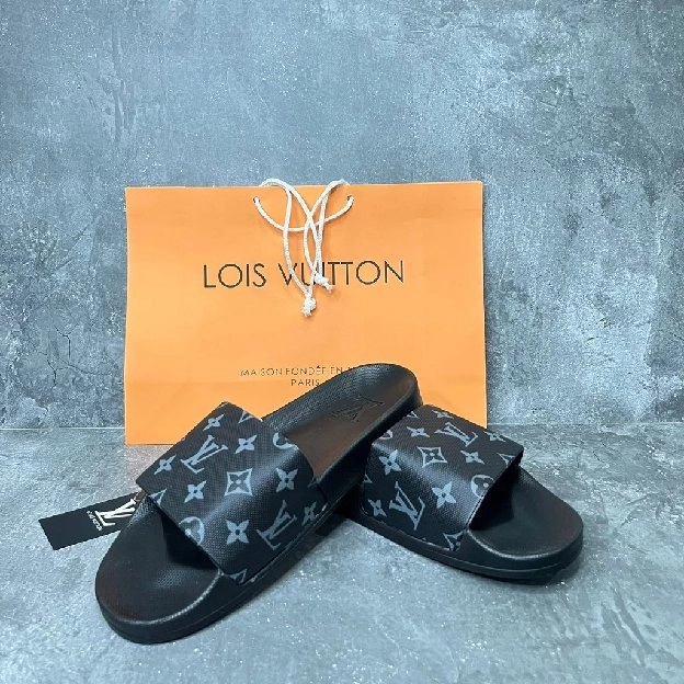 Sandal selop slip on karet louis vuitton lv