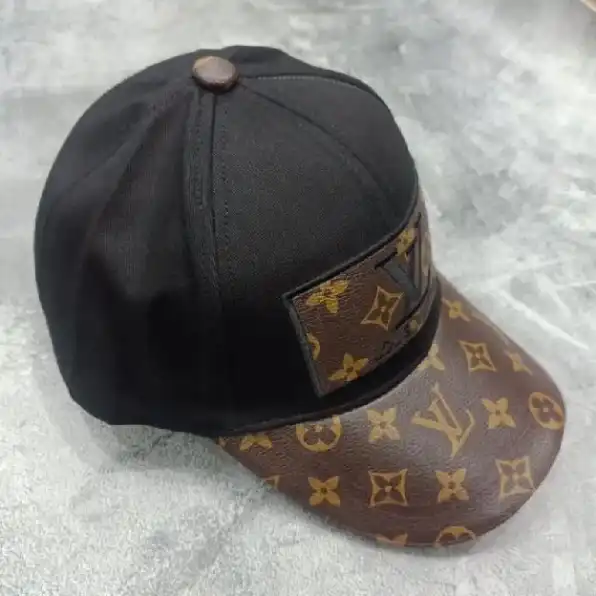 Topi Lv Monogram Topi Baseball