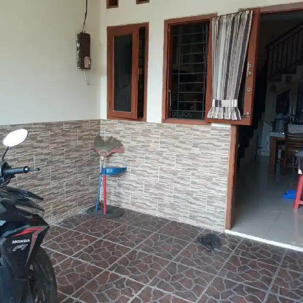 Dijual Rumah 2 Lt Bagus Kokoh  Terawat Layak Huni Di Jatimakmur Pondok Gede