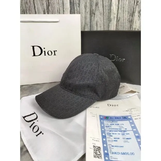 topu pria dior