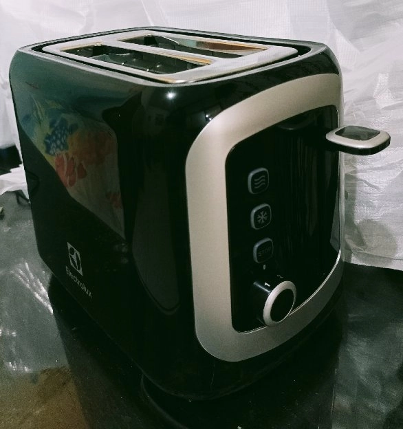 Toaster Roti canggih dari Electrolux